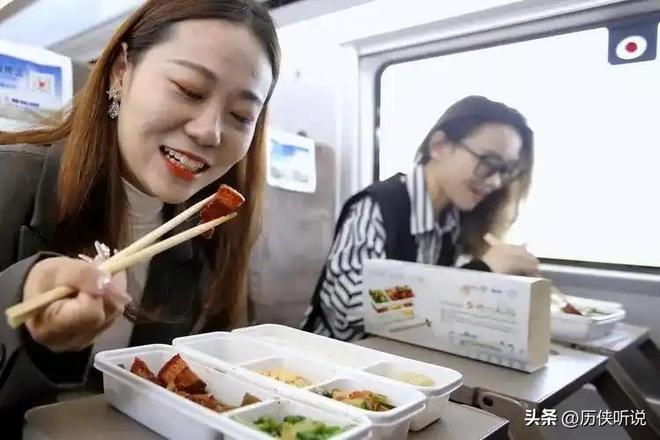 菜正在加速突围未来将成为餐饮新趋势!冰球突破游戏外卖时代或将终结?预制(图7) 菜正在加速突围未来将成为餐饮新趋势!冰球突破游戏外卖时代或将终结?预制(图7)